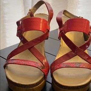 Bandolino Red sandal wedge 4 1/2 in heel